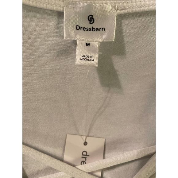 Dressbarn | Sleeveless white top with ruching details size medium NWT - Picture 4 of 6